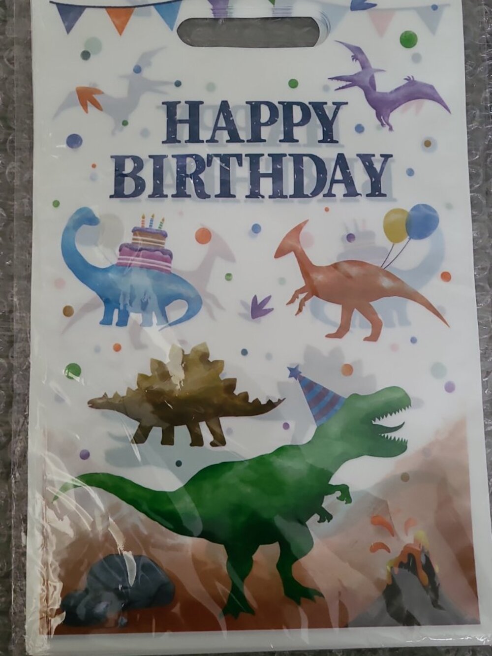 16 Count Dinosaur Goodie Bags That Say Happy Birthday In Original Packaging